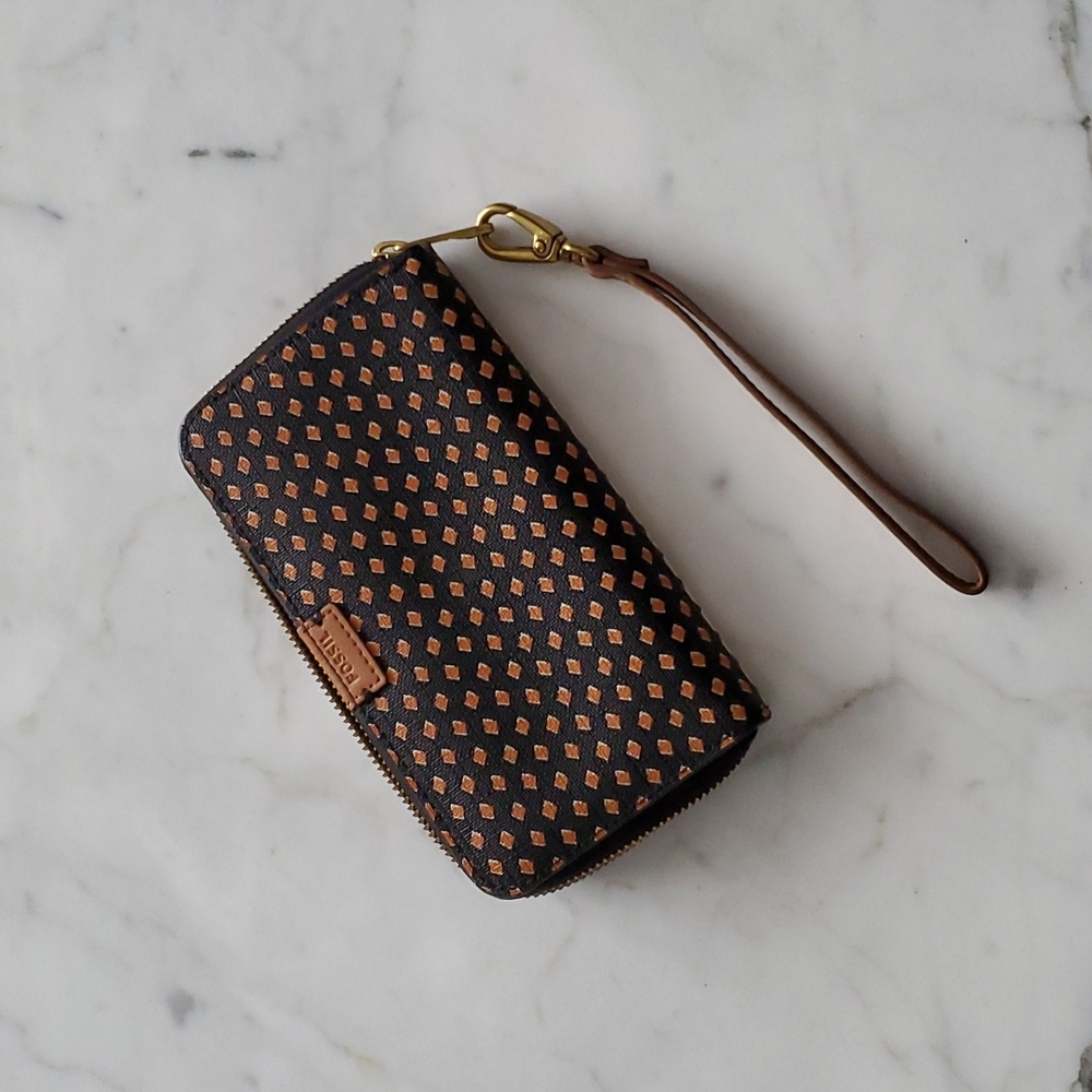 FOSSIL LOGAN RFID ZIP AROUND CLUTCH 🌸3/$30🌸